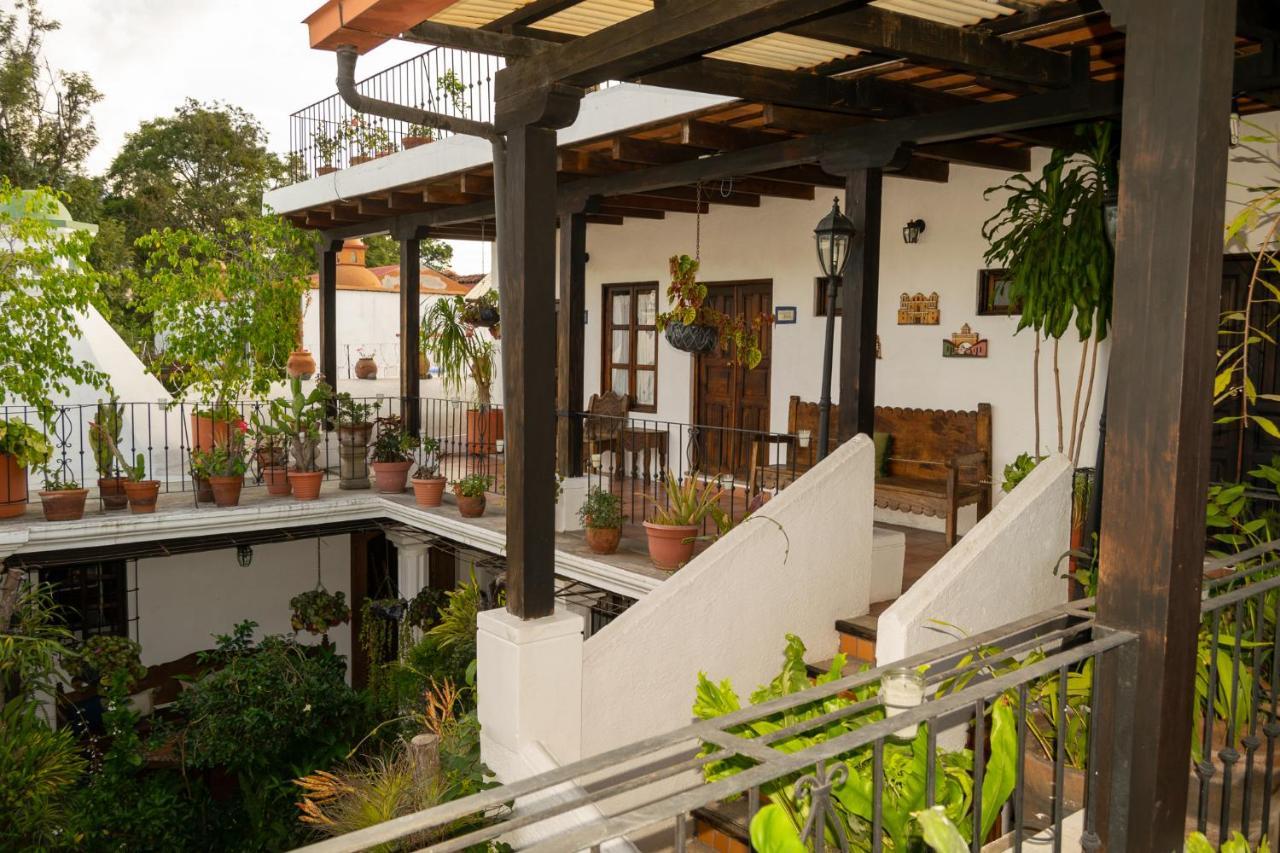 Hotel La Villa Serena Antigua Exterior foto