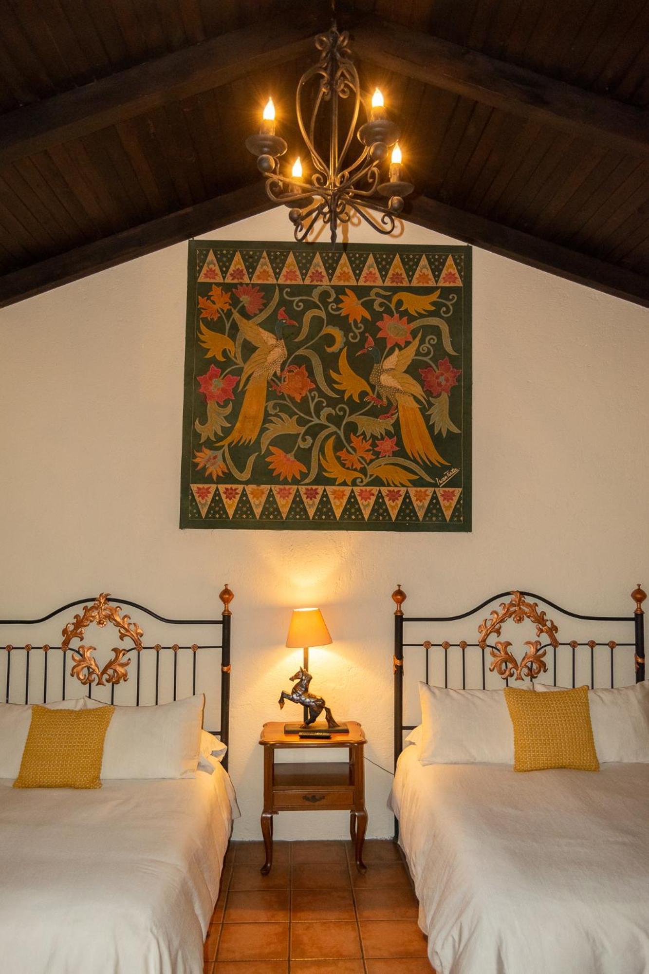 Hotel La Villa Serena Antigua Habitación foto